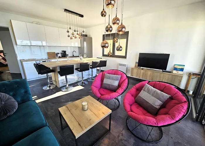 Elvira By Interhome Omisalj